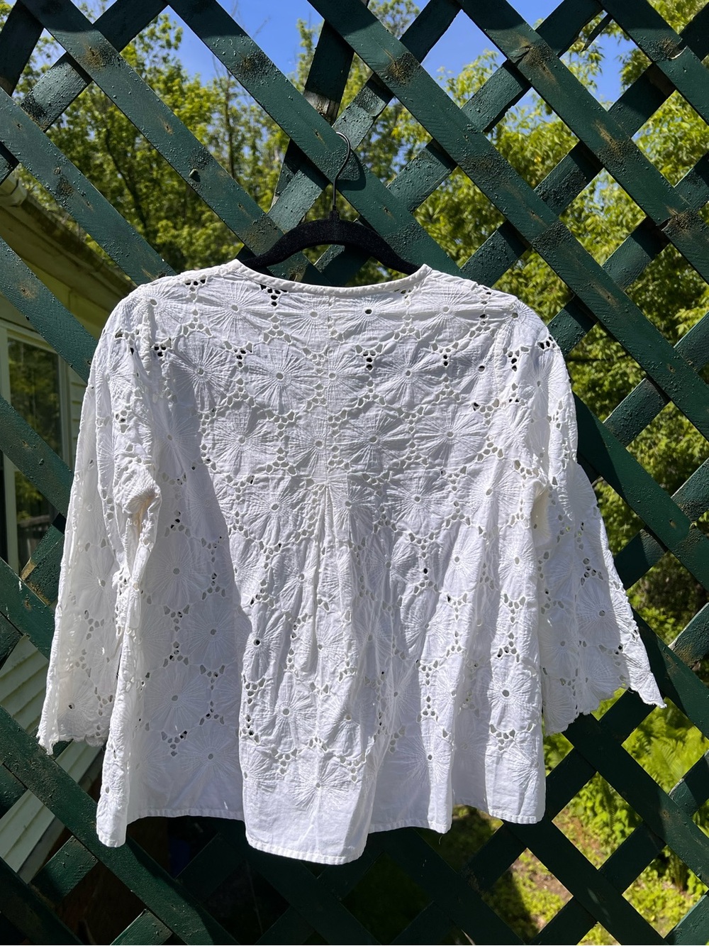 Vintage Reiss eyelet top - Picture 2 of 5